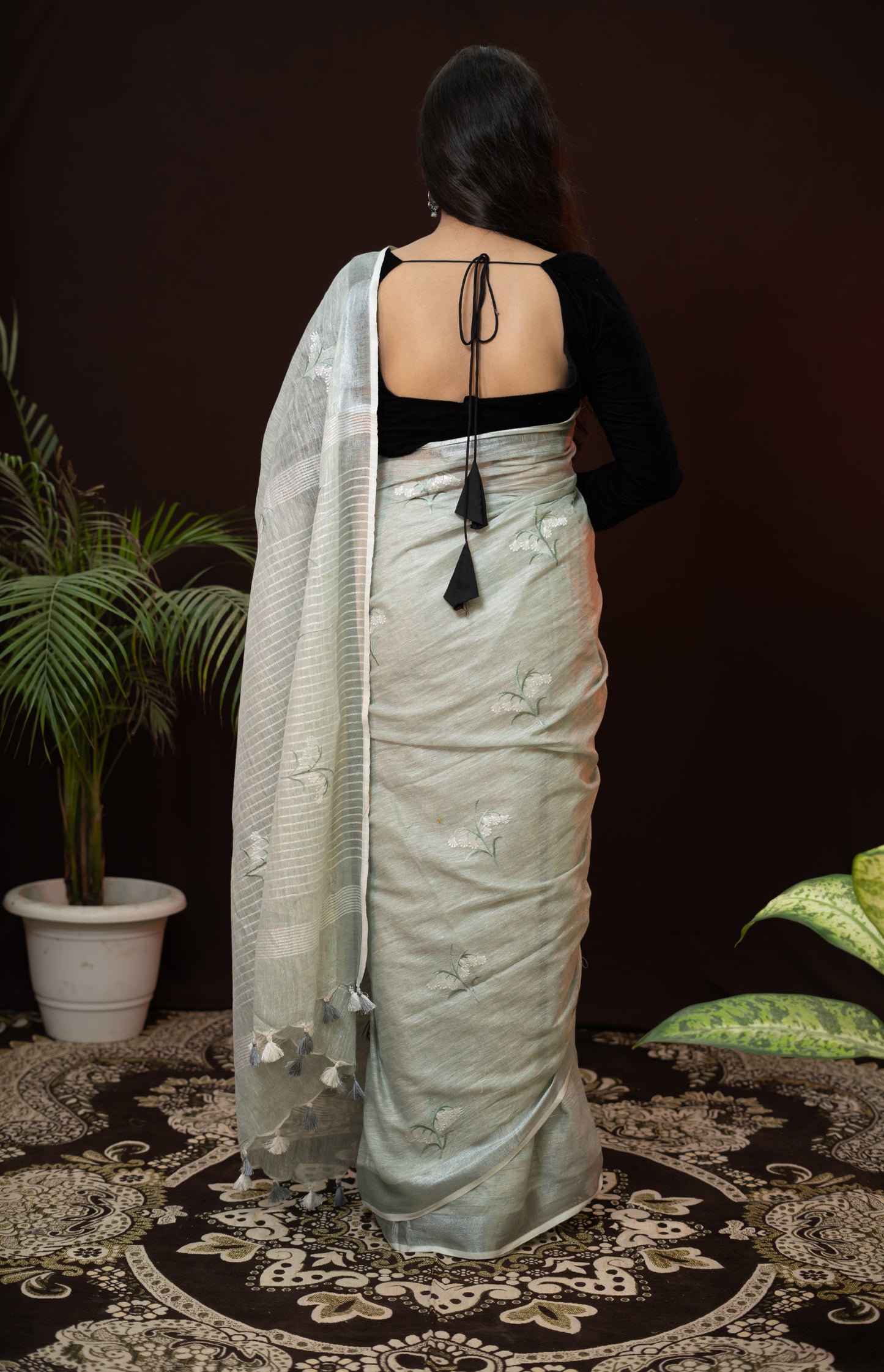 Linen Saree with enriched Silver color with beautiful embroidery