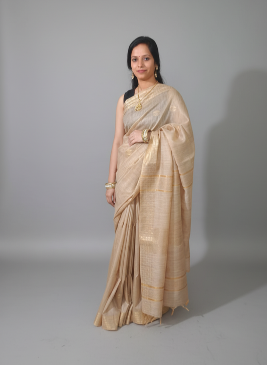 golden color saree wit zari buta plain border silk Saree