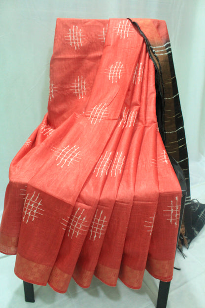 resam buta plain border silk Saree in red color with black pallu