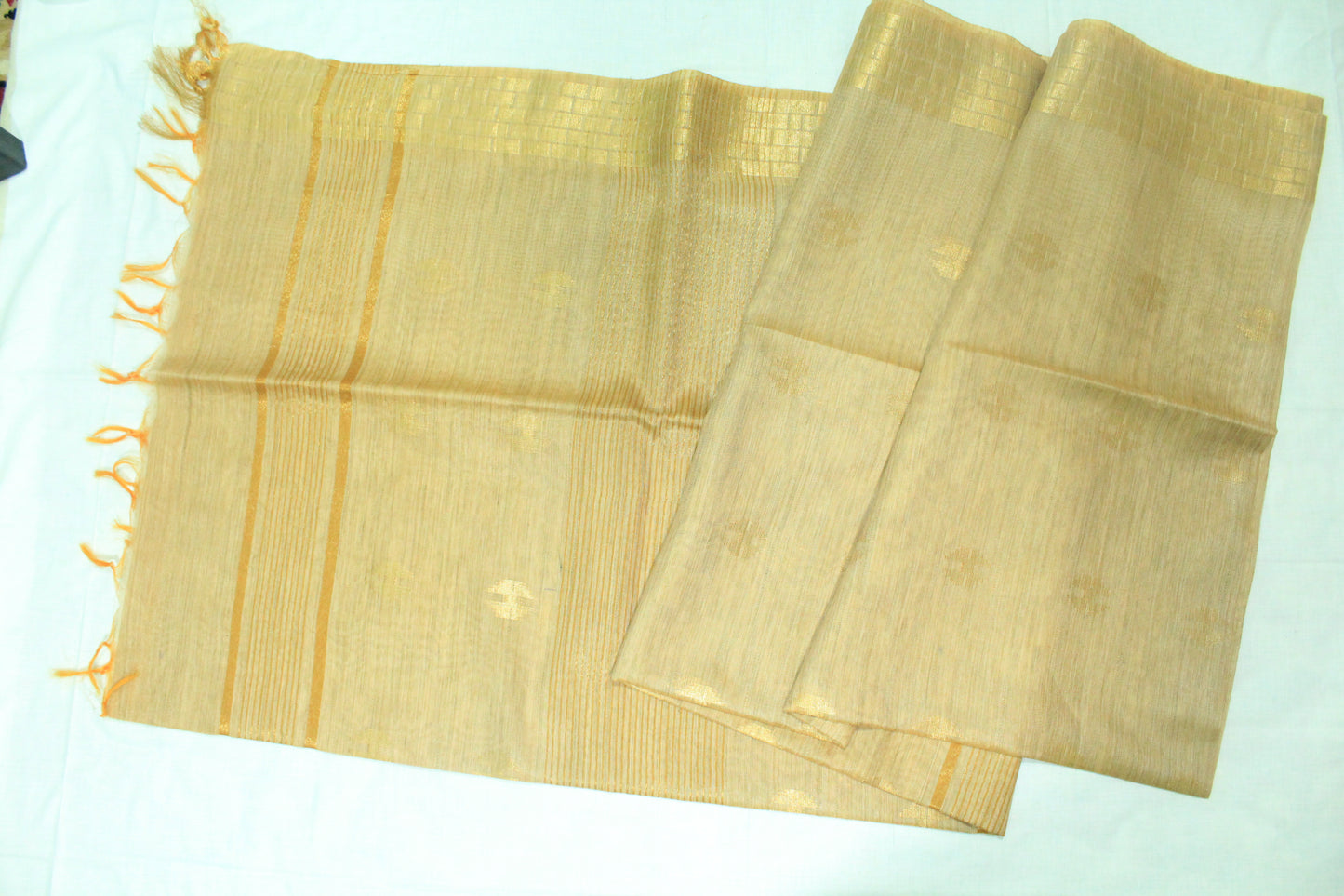 golden color saree wit zari buta plain border silk Saree