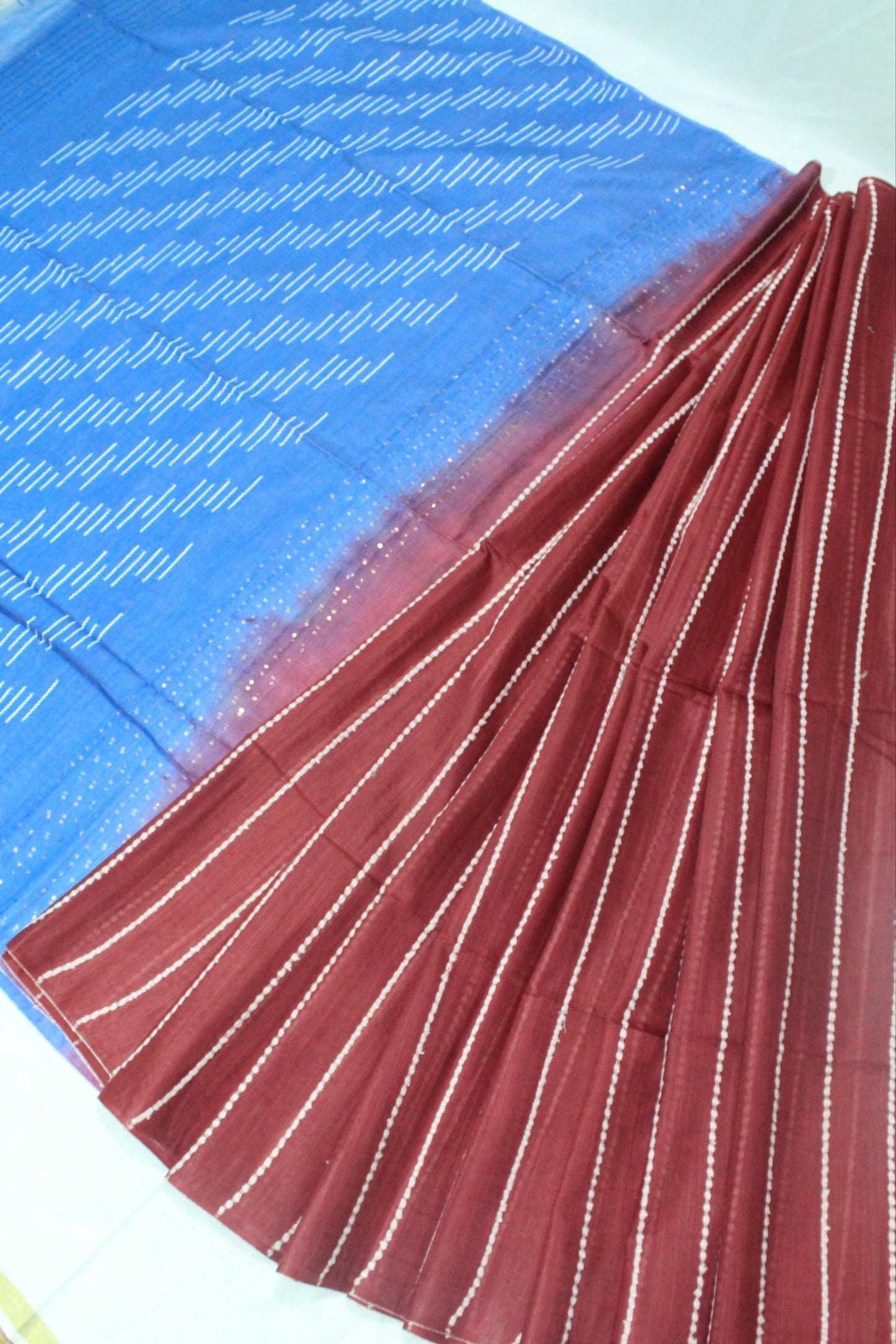 Staple pallu without border silk Saree in pink and blue color