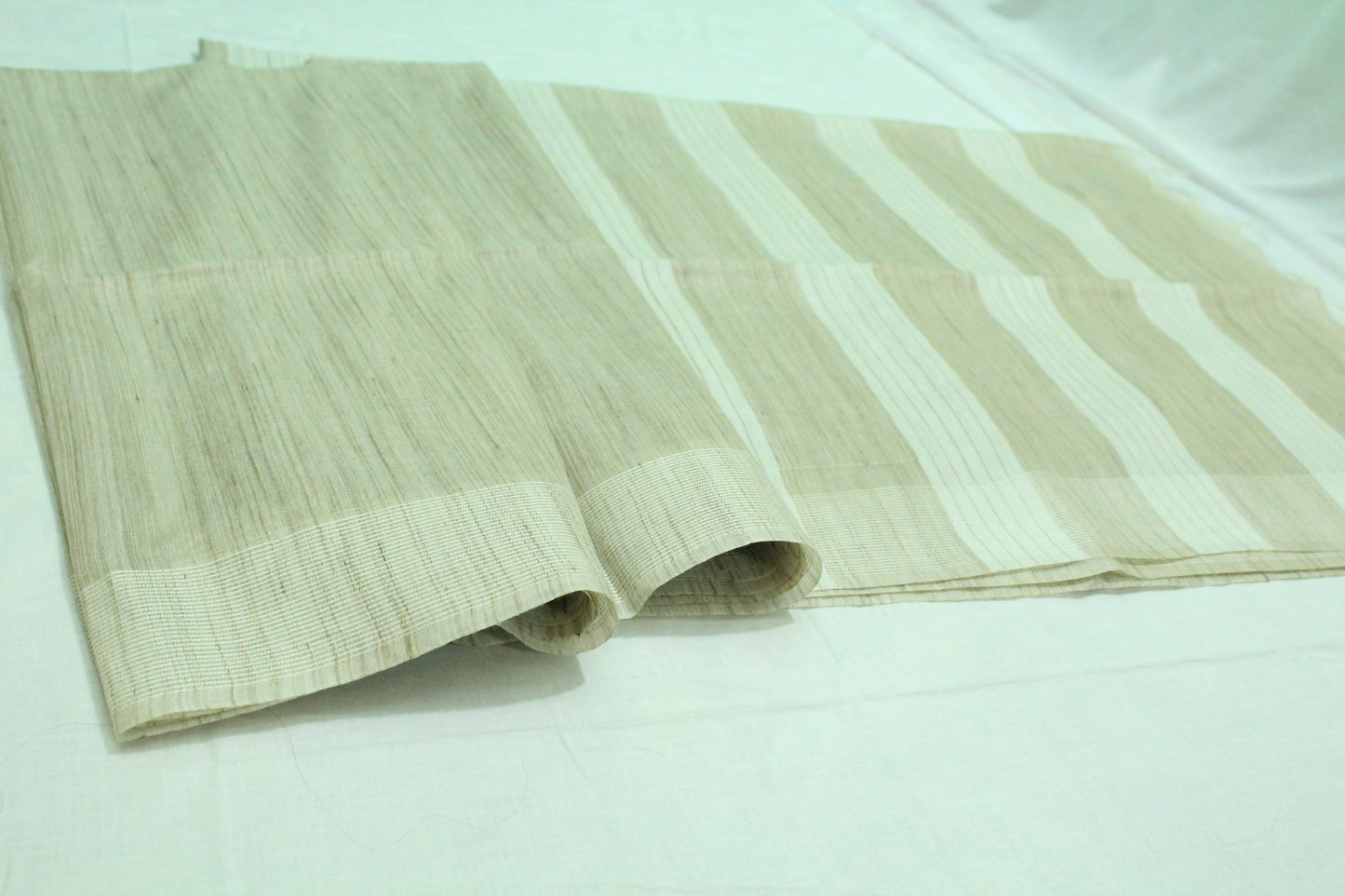 Silk Saree with White pattern & border in cream color