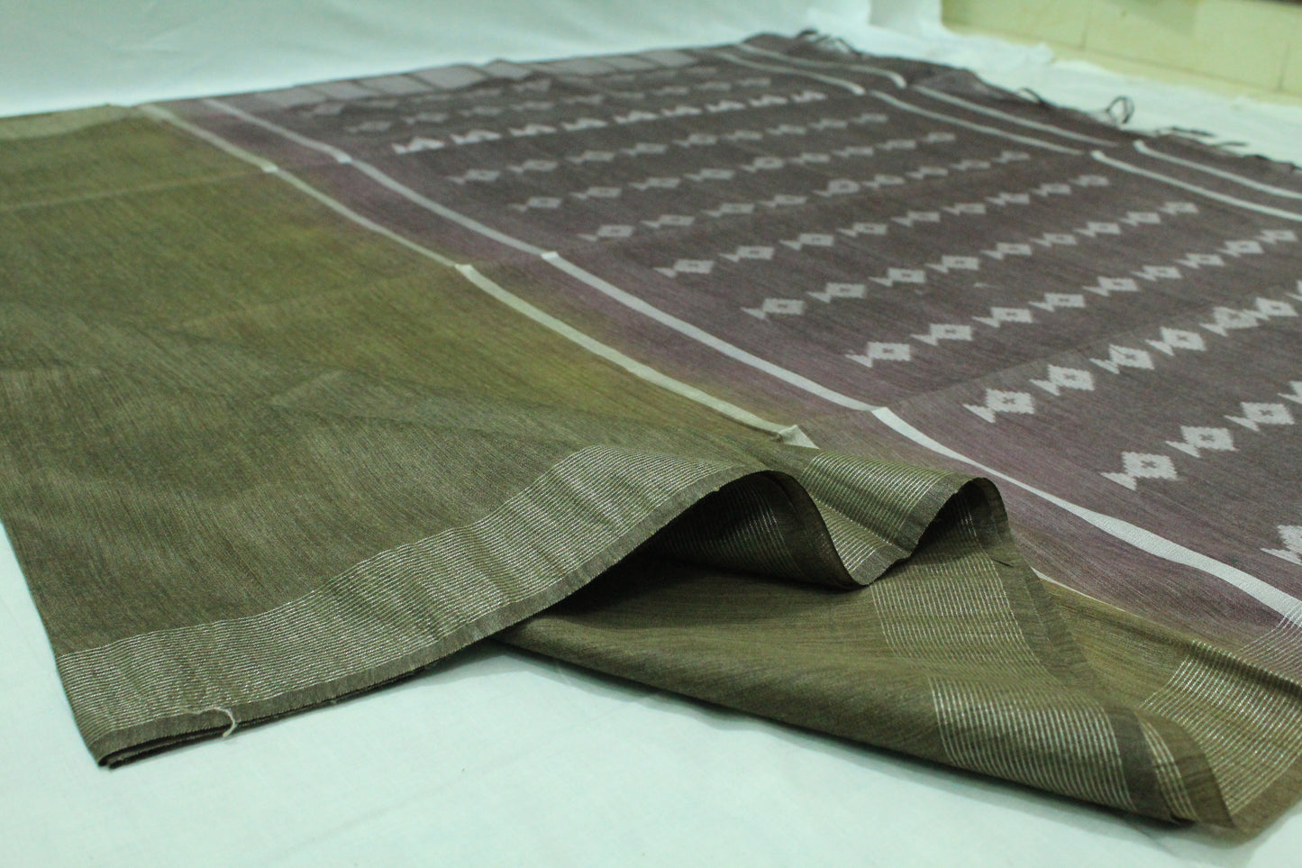 Grand pallu with silver zari pattern jute silk Saree