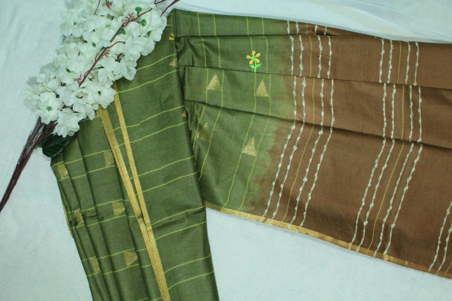 embroidered  double shade green saree with zari work