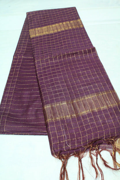 Gold zari  color checkered with border Silk Saree for festive wear