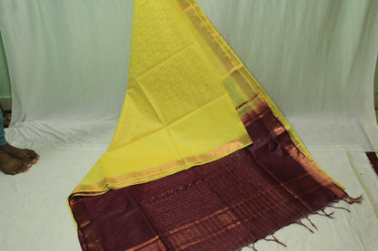 Double shade with checkered pattren for office wear