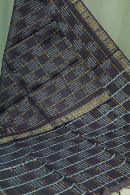 Black saree with gold patterns in silk fabric